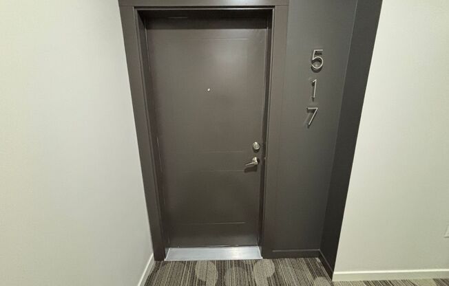 2 beds, 2 baths, 957 sqft, $1,850, Unit 517 - B1120 Corner Unit