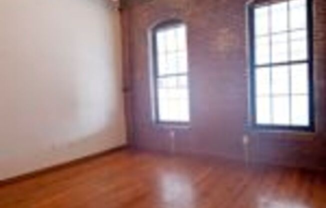 2 beds, 1 bath, 1,000 sqft, $1,225, Unit SW 203