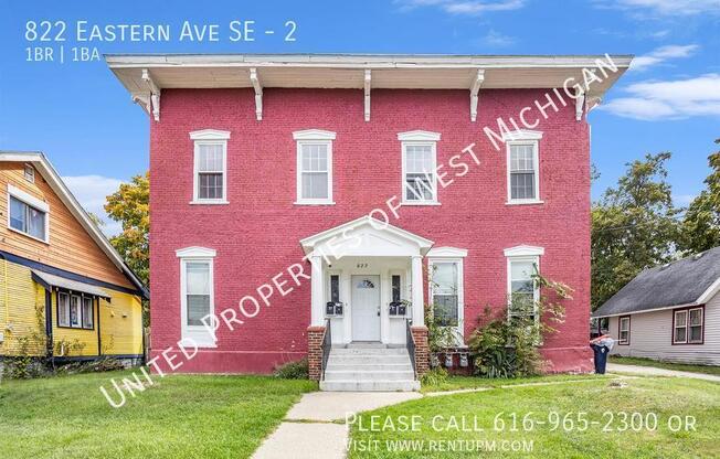 822 Eastern Ave SE