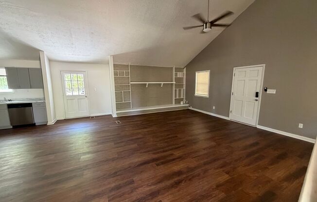 Charming 3 bedroom, 2 bathroom Ranch-Style Home