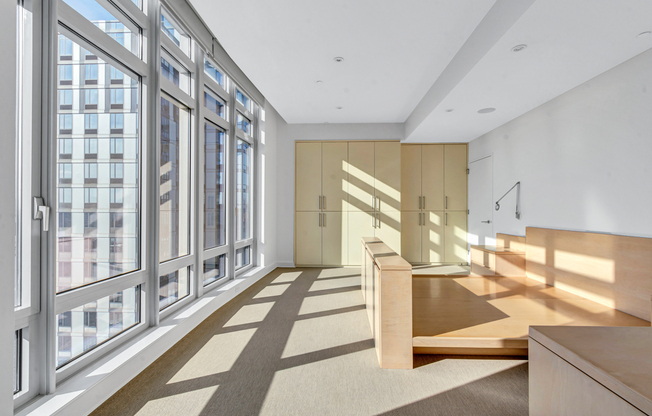 3 beds, 2.5 baths, $17,500, Unit PH2