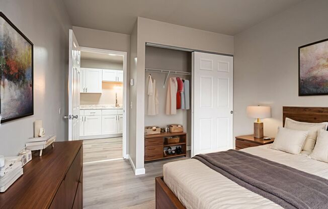 2 beds, 1 bath, 800 sqft, $1,099, Unit 108 - 105