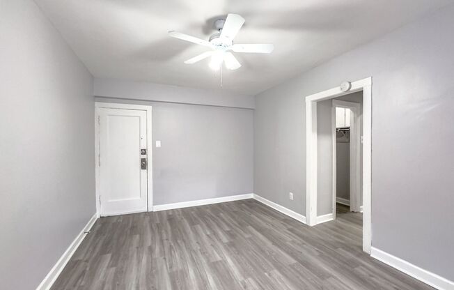 Studio, 1 bath, $1,195, Unit 4606-1C