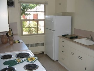 1 bed, 1 bath, 750 sqft, $1,515, Unit 92