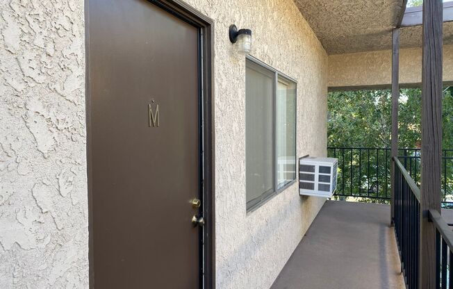 1 bed, 1 bath, $1,895, Unit M