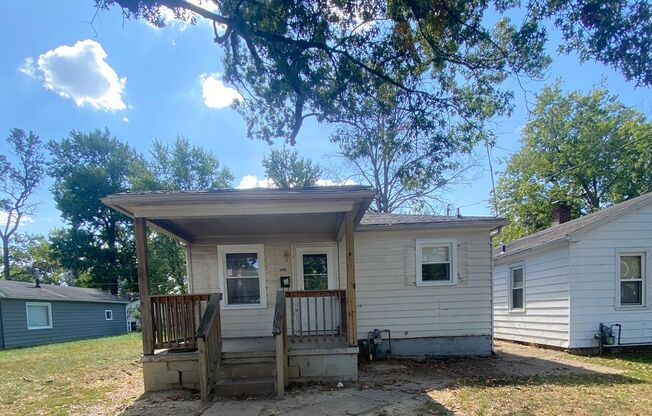 3 beds, 1 bath, $1,175