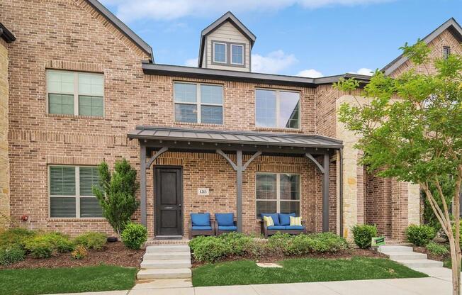 1213 CASSELBERRY DR
