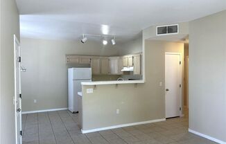 2 beds, 2 baths, $1,250, Unit Building 21