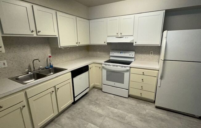 2 beds, 1 bath, $1,495