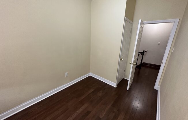 308 STEGMAN PKWY