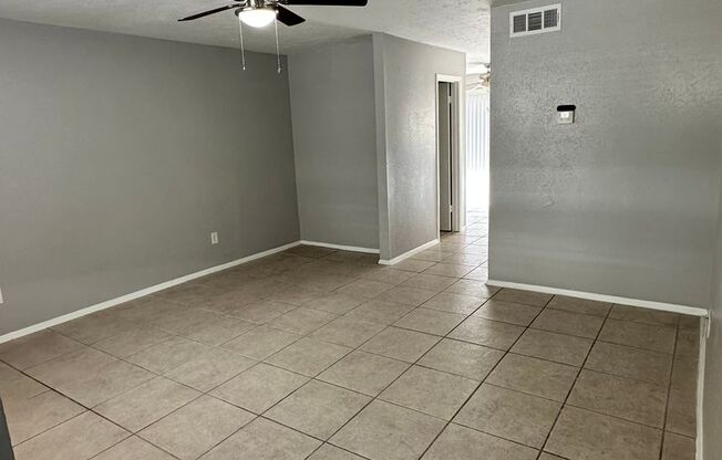 Updated 2/1.5 townhouse