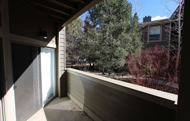 3 beds, 2 baths, $2,300, Unit UNIT 130
