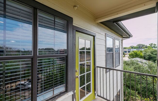 2 beds, 2 baths, 950 sqft, $1,236