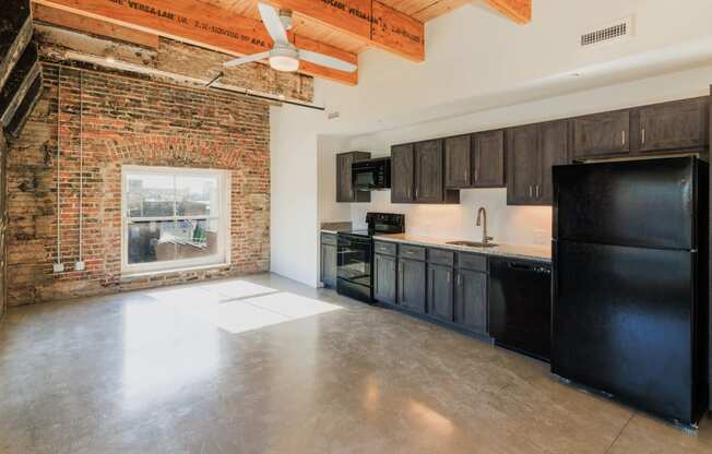 OUR DOWNTOWN MEMPHIS APARTMENTS