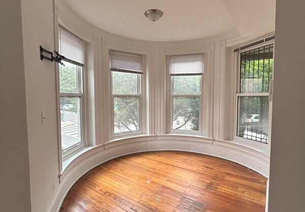 1340 21 ST NW