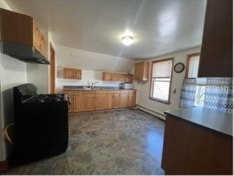 2 beds, 1 bath, 1,000 sqft, $2,500, Unit 3