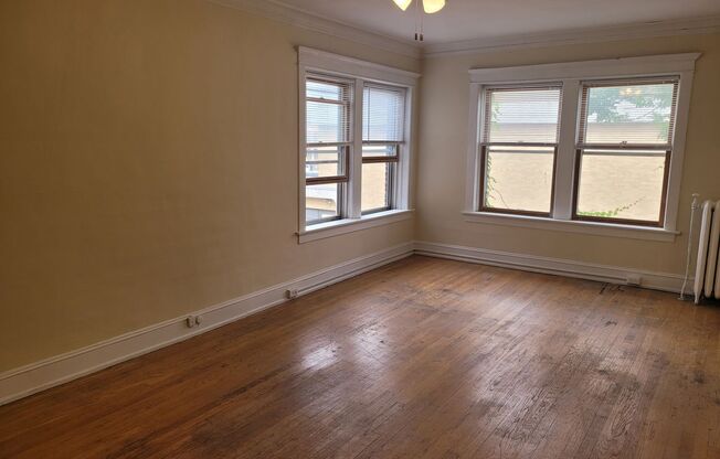 1318-20 Van Buren