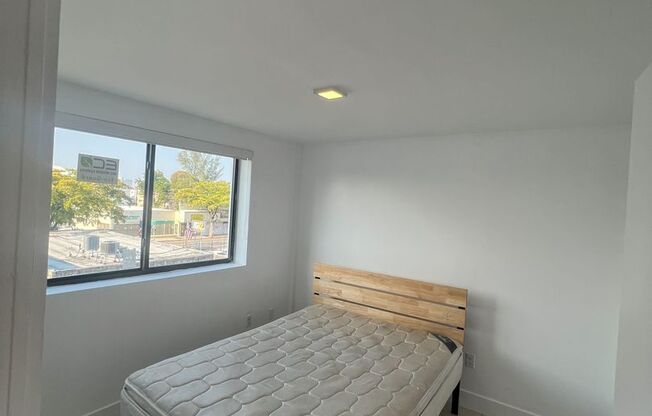 2 beds, 1 bath, 550 sqft, $1,895, Unit 821-306