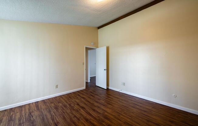 2 beds, 1 bath, 772 sqft, $2,595, Unit 530-4