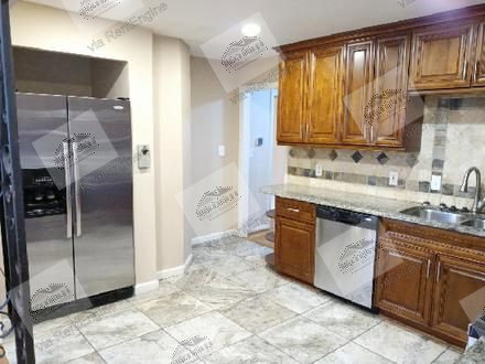 2301 AVENIDA PL