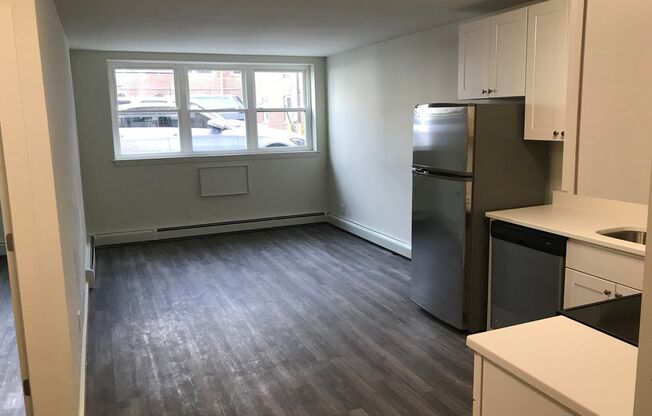 1 bed, 1 bath, 566 sqft, $1,938, Unit 104