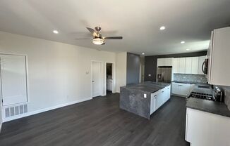 4 beds, 2 baths, 1,200 sqft, $3,372, Unit 3808 Marron St.