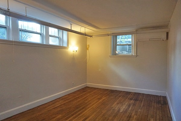 1 bed, 1 bath, 525 sqft, $2,150, Unit 15