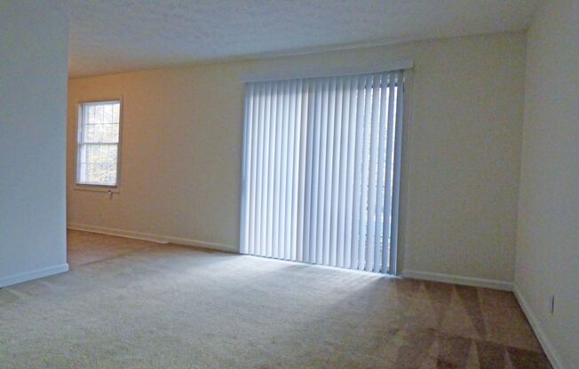 2 beds, 1 bath, 904 sqft, $1,025, Unit 48