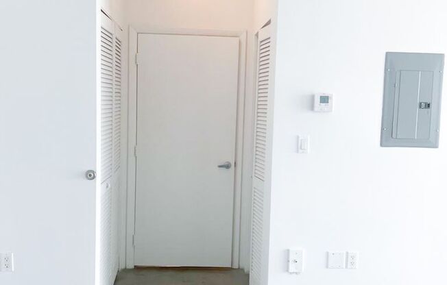 Studio, 1 bath, 737 sqft, $2,500, Unit Unit 502