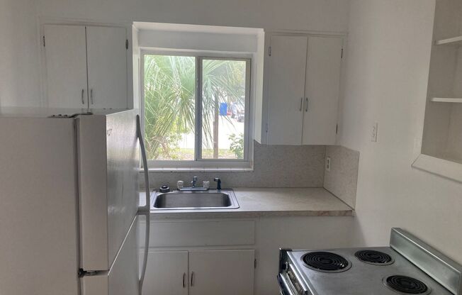 1 bed, 1 bath, $1,200