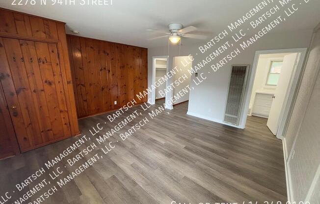 2278 N 94 ST