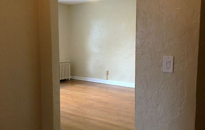Spacious One Bedroom In Heart Of Shadyside