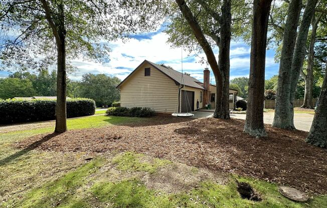 Charming 3 Bedroom home with a screened-in porch!