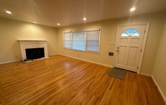 3 beds, 1 bath, $2,595