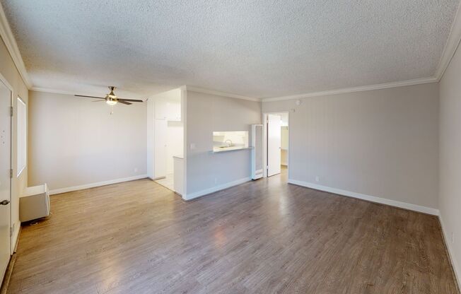 1 bed, 1 bath, 650 sqft, $1,725, Unit 21