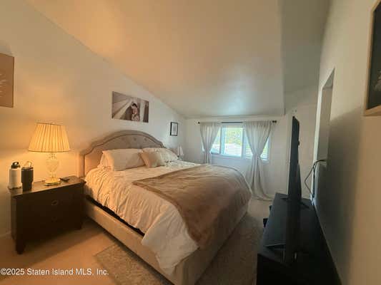 410 SPRAGUE AVE