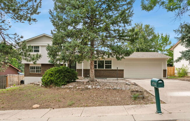 4544 N SLEEPY HOLW CIR