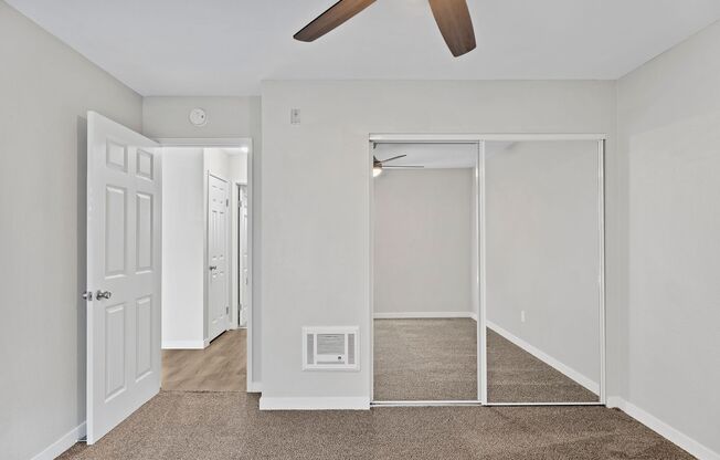 2 beds, 1 bath, 760 sqft, $2,699, Unit 40-213