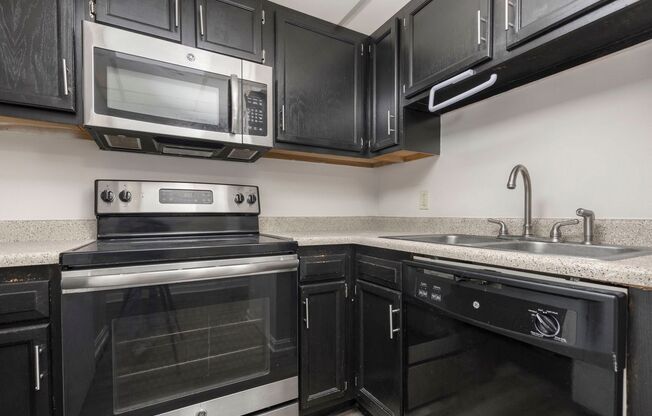 1 bed, 1 bath, $850, Unit 230