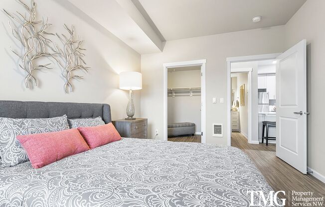 1 bed, 1 bath, 676 sqft, $1,590, Unit D227