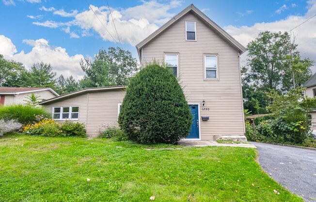4 Bedroom Single Family Home - Beacon NY