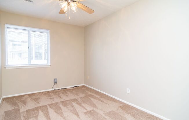 2 beds, 1 bath, 888 sqft, $1,030, Unit 46T-2D