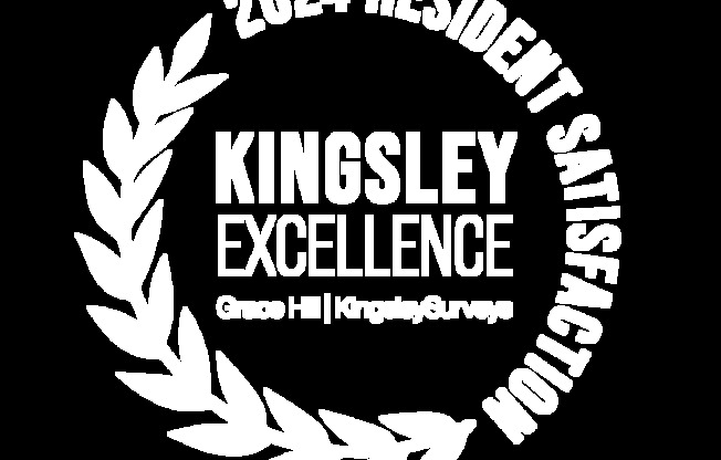 a green circle with the words kingsley excellence on top of it