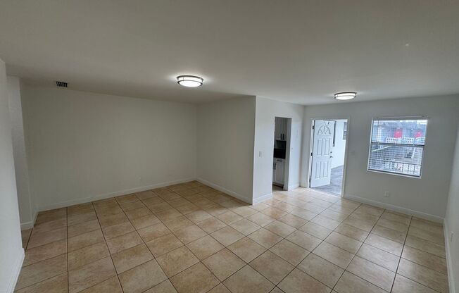 Davie Commons Apts LLC