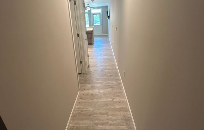 Studio, 1 bath, 502 sqft, $1,200, Unit 17