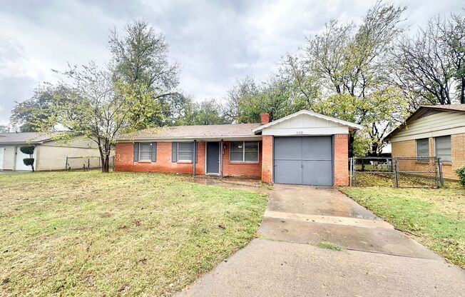 Lovely Remodeled 3-1.5-1 in North Richland Hills | Birdville ISD