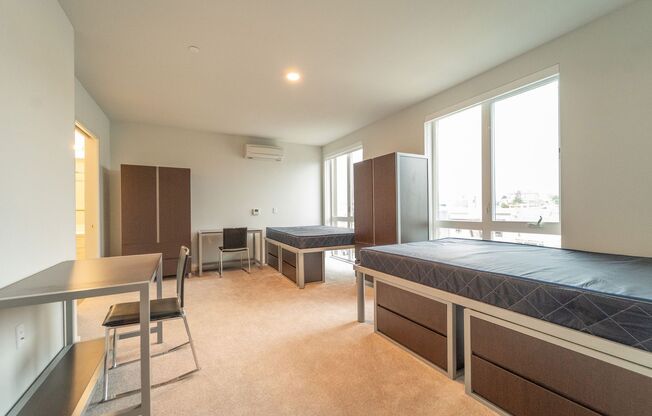 3 beds, 2 baths, 1,360 sqft, $999, Unit 702 Room 2 Bed A