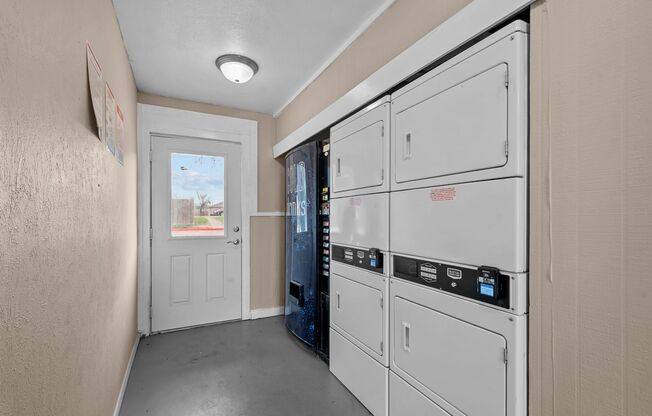 1 bed, 1 bath, 538 sqft, $1,170, Unit 12