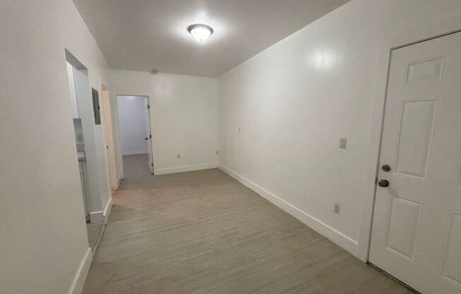 2 beds, 1 bath, 550 sqft, $1,550, Unit Unit 08