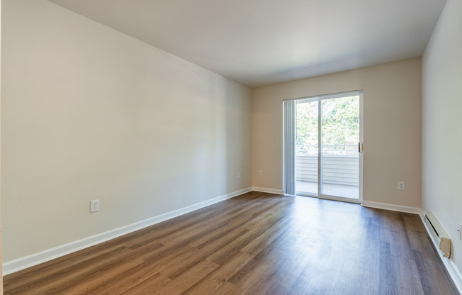 2 beds, 2 baths, 1,028 sqft, $2,795, Unit 101
